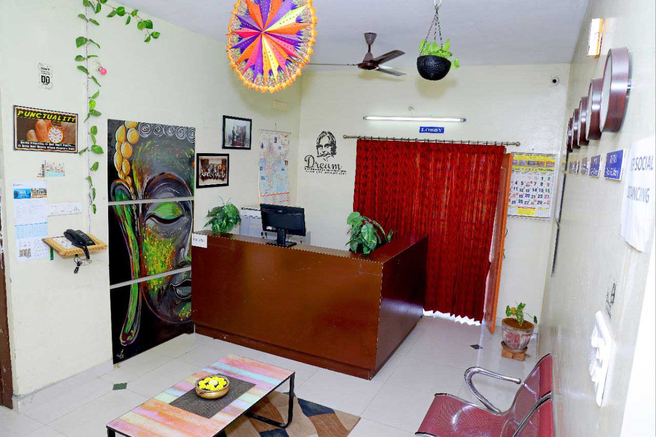 A/C Front Office Lab at Salem Institute of Hotel Management